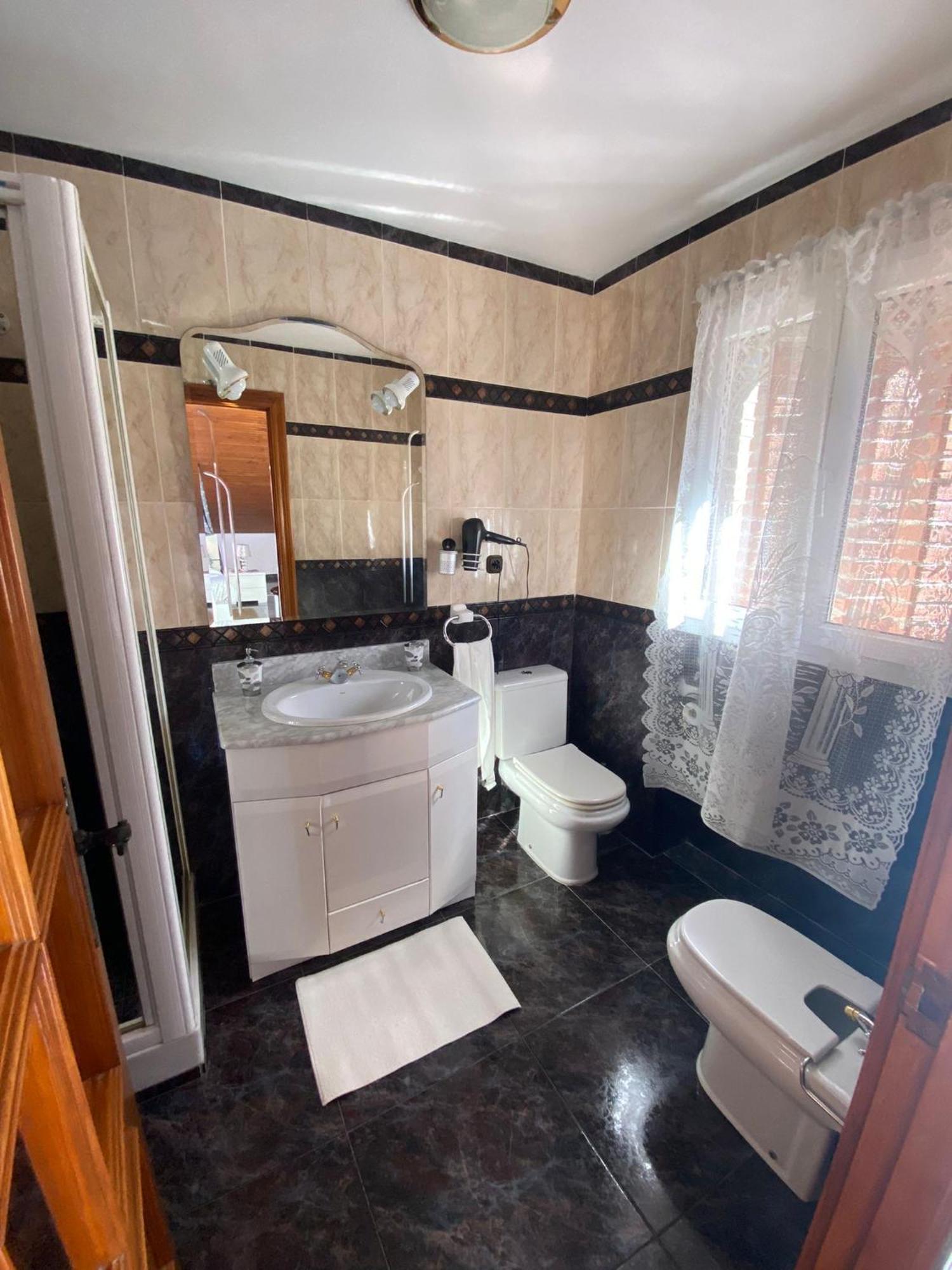 Hotel Jmca à Castro Urdiales Extérieur photo