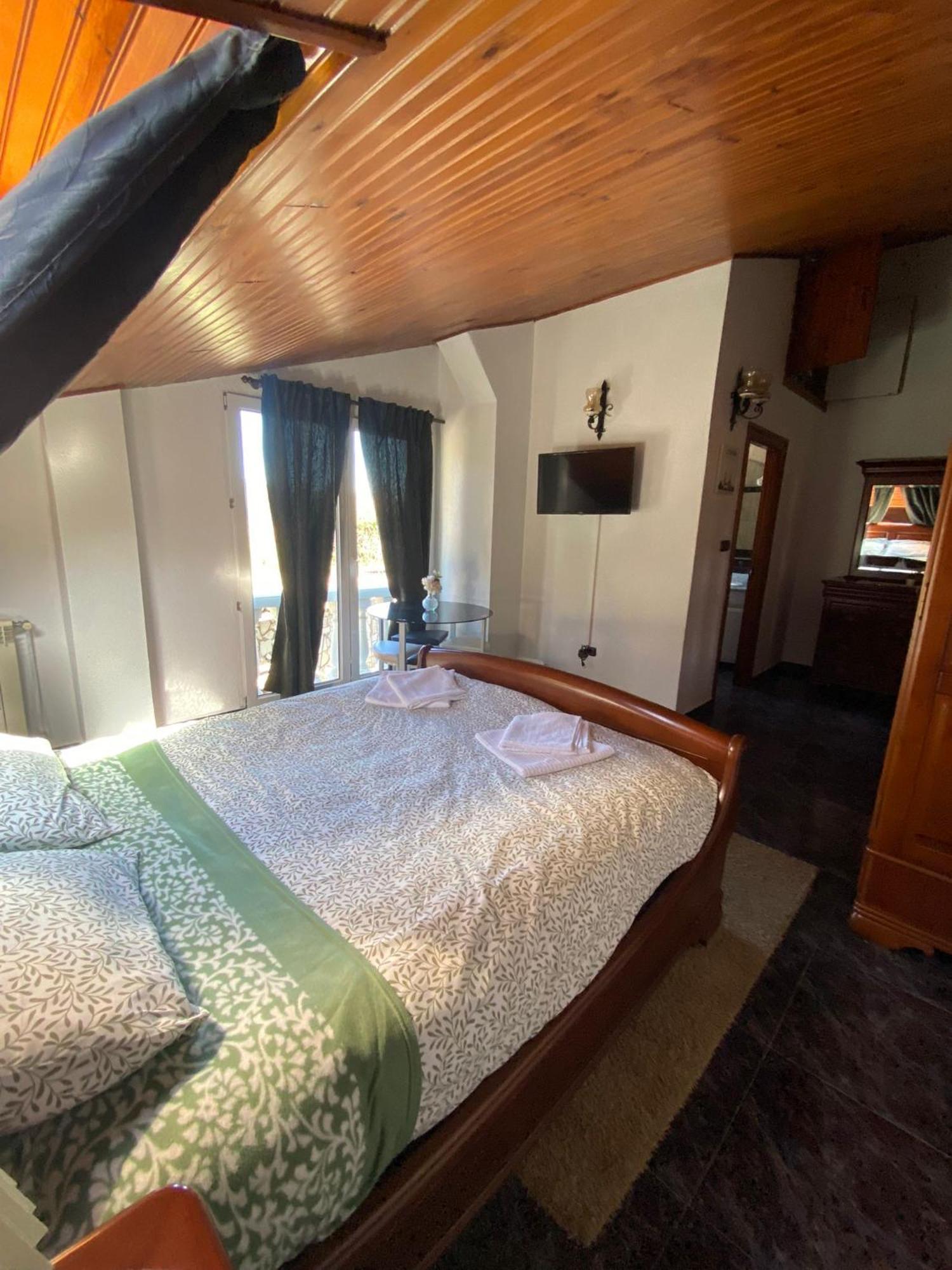 Hotel Jmca à Castro Urdiales Extérieur photo